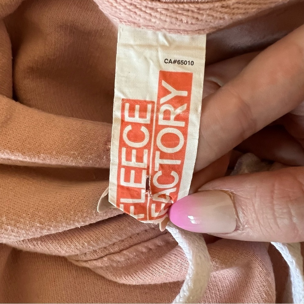 Women's Large Fleece Factory Pink Hoodie - Picture 7 of 8